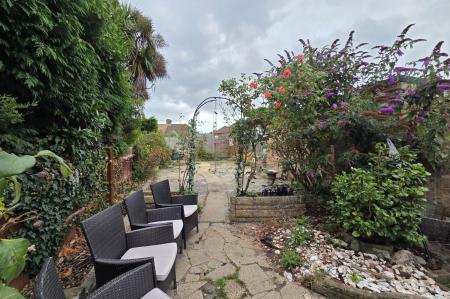 GARDEN