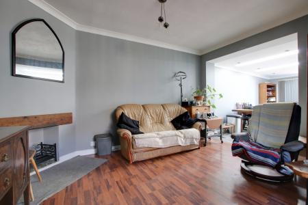 LOUNGE AREA