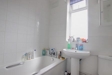FLAT TWO-BATHROOM