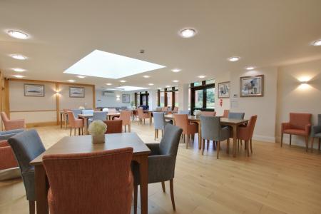 COMMUNAL RESTAURAUNT