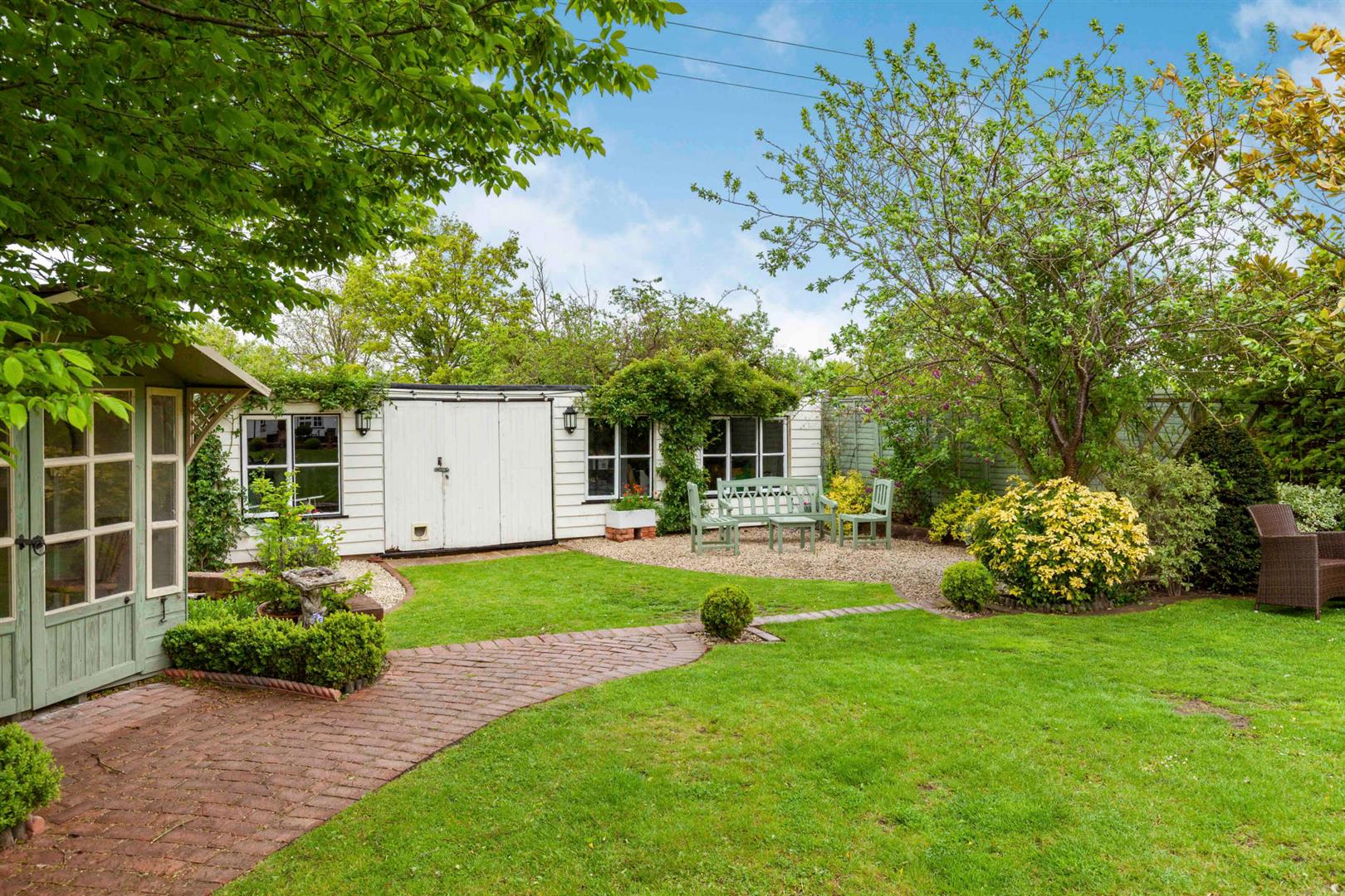 4 bedroom Detached House for sale in Blackmore