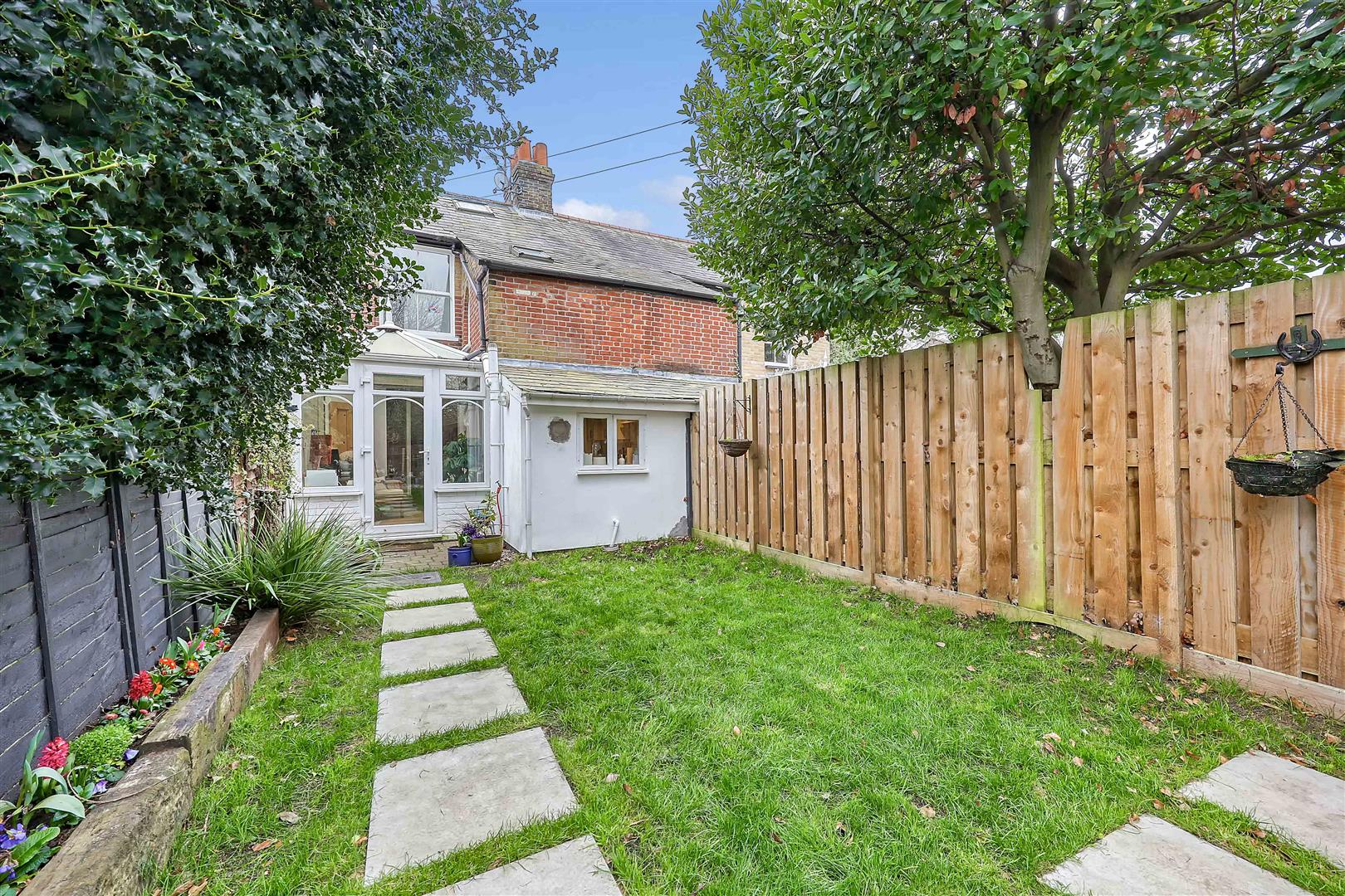 3 bedroom Terraced House for sale in Writtle