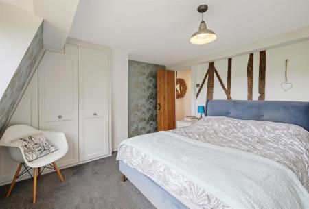 Bedroom 4a.jpg