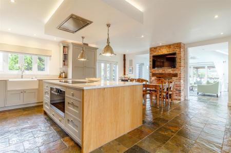 8329318-interior05 (Copy).jpg