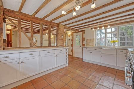 img_9935_11 copy 2.jpg