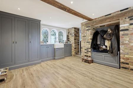 img_9011_41 copy 2.jpg