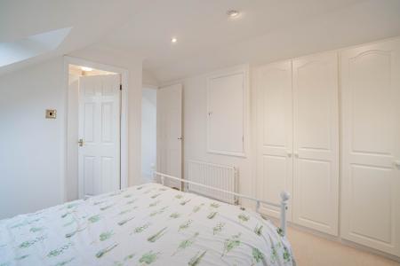 Main Bedroom Wardrobes