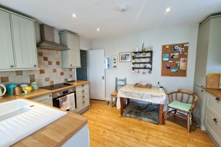 Kitchen/Breakfast Room