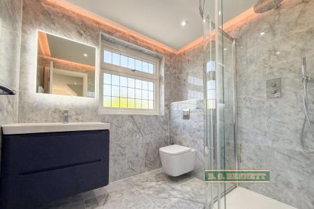 En suite 5