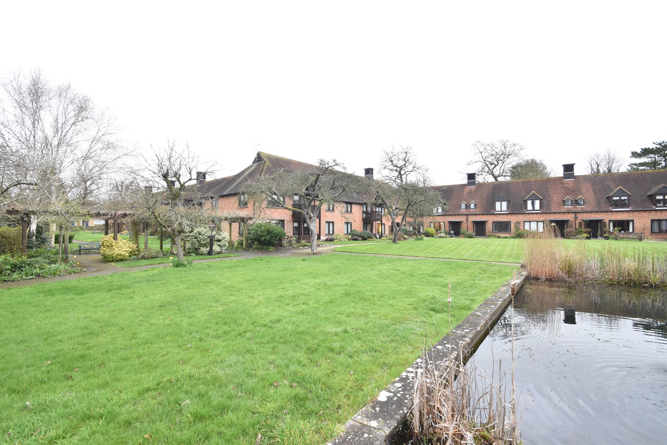 2 bedroom Apartment for sale in LENHAM