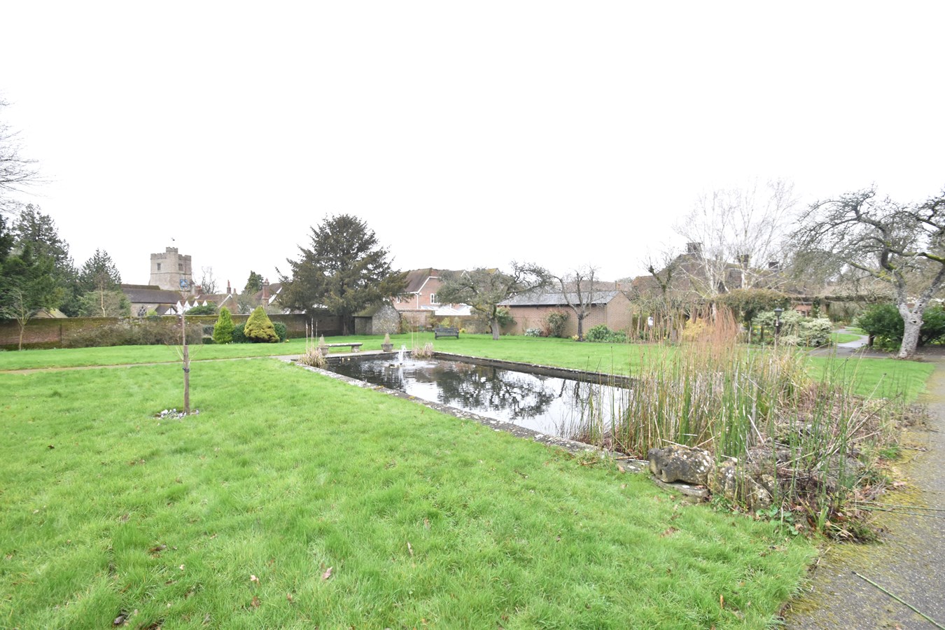 2 bedroom Apartment for sale in LENHAM