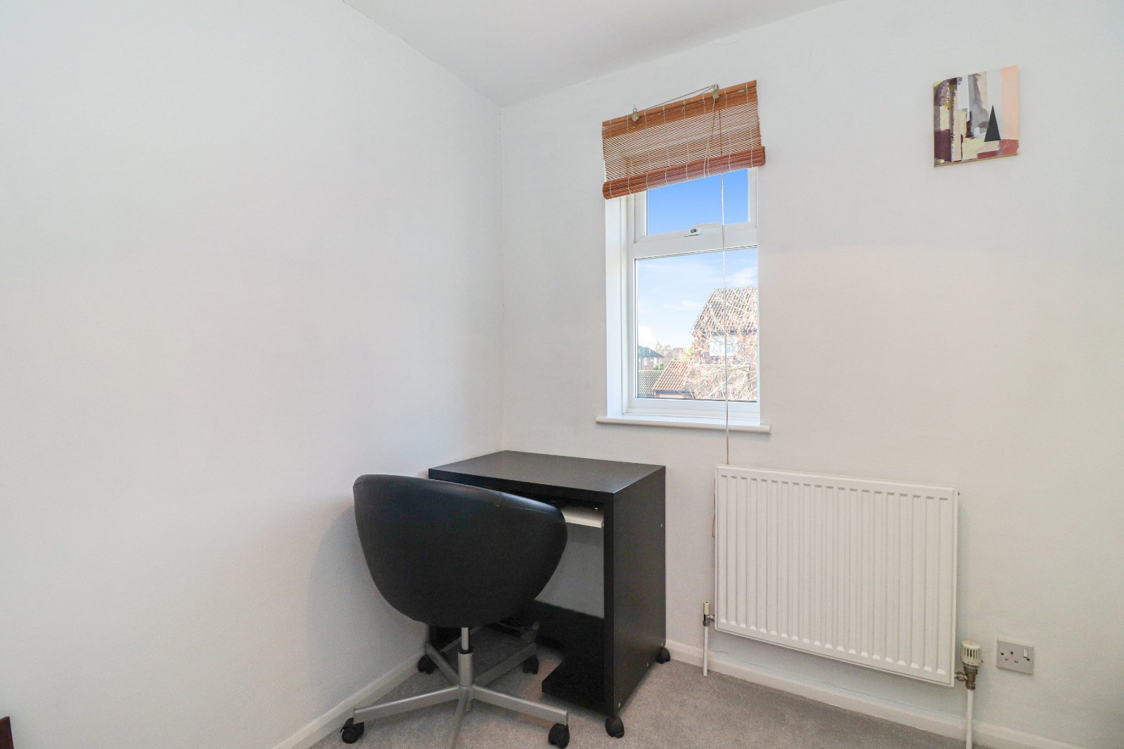 3 bedroom End of Terrace House for sale in Herts