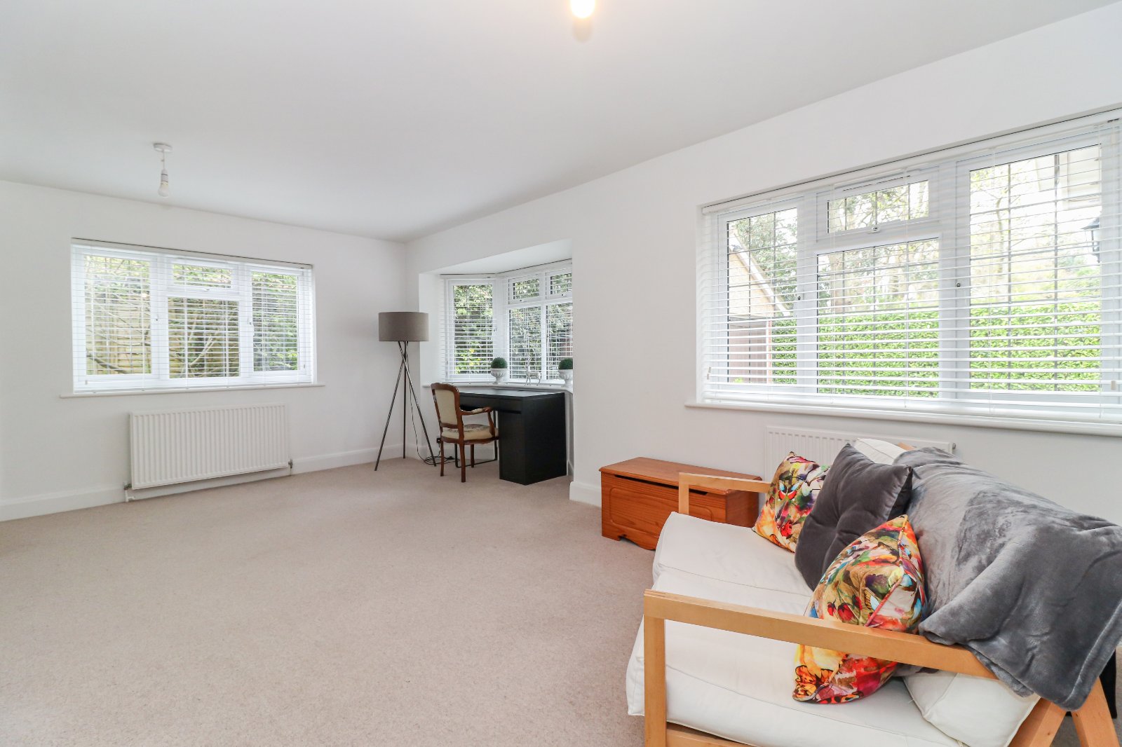 4 bedroom Detached House for sale in Herts