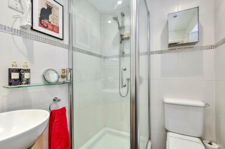 Ground Floor Shower/WC