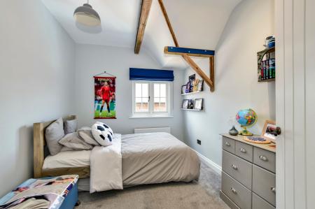 Bedroom 3 - View 2