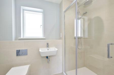 En suite to Bedroom 1