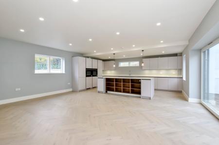 Kitchen-Breakfast/Family Room