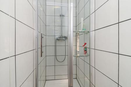 G/Floor Shower Room