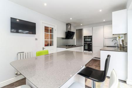 Kitchen-Breakfast