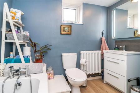 G/Floor Bathroom