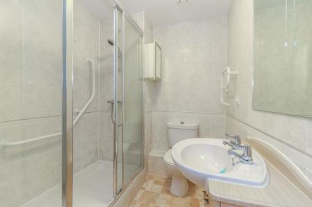SHOWER ROOM-WC