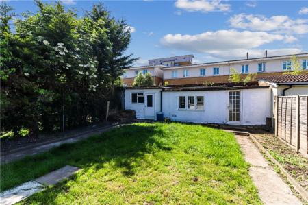 Garden & Outbuilding