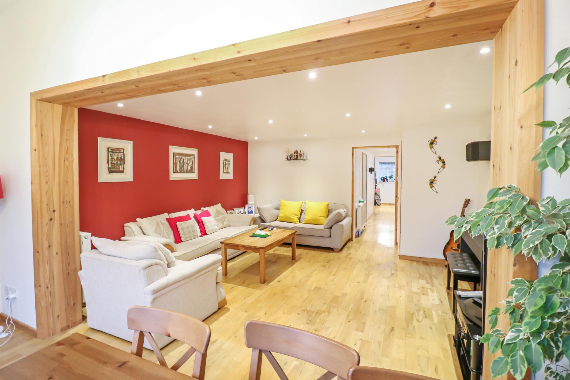 3 Bed Semidetached House For Sale In Britwell Road Burnham 3 Bed Semidetached House For Sale In Britwell Road Burnham