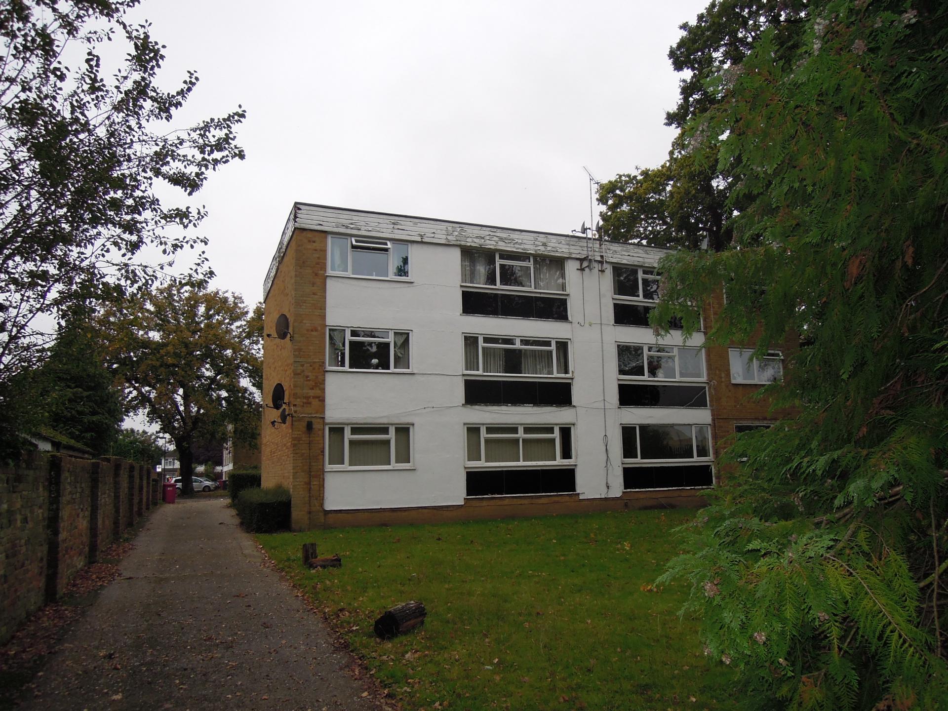 2 bedroom Flat for rent in Slough