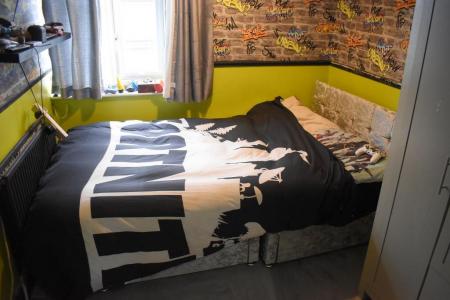 Photo 12
