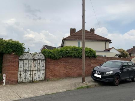 Photo 13