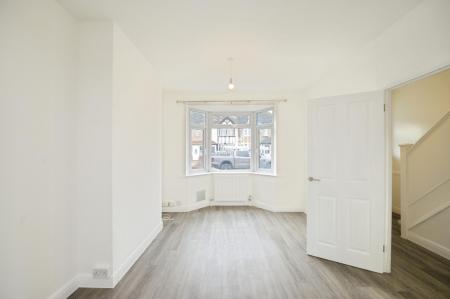 PHOTO-2025-12-12-10-38-01 (4).jpg