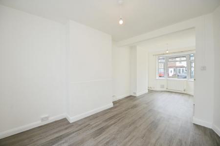 PHOTO-2025-12-12-10-38-01 (3).jpg