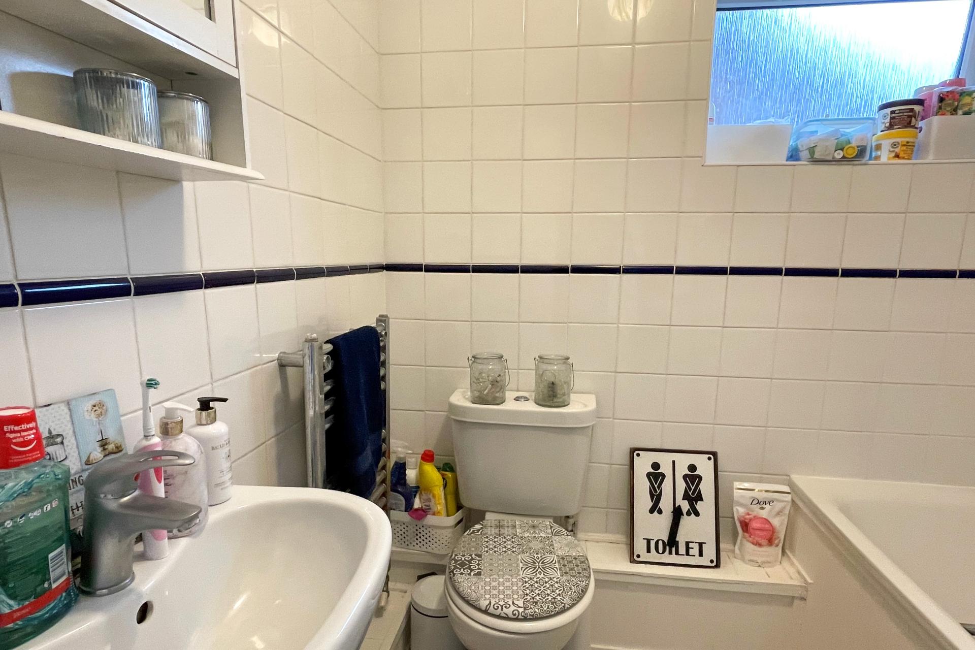 2 bedroom Flat for sale in Thame