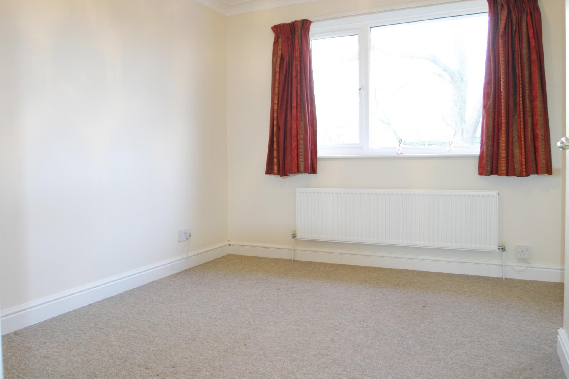 2 bedroom Terraced House for sale in Aylesbury