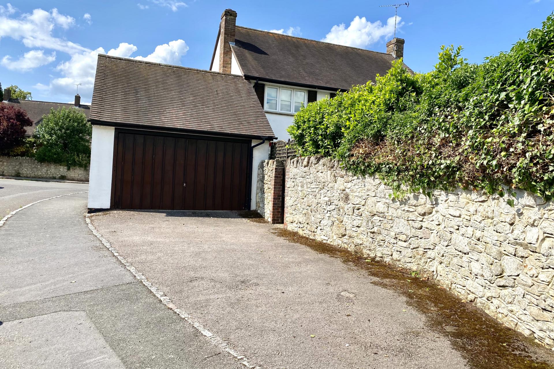 4 bedroom Cottage for sale in Long Crendon