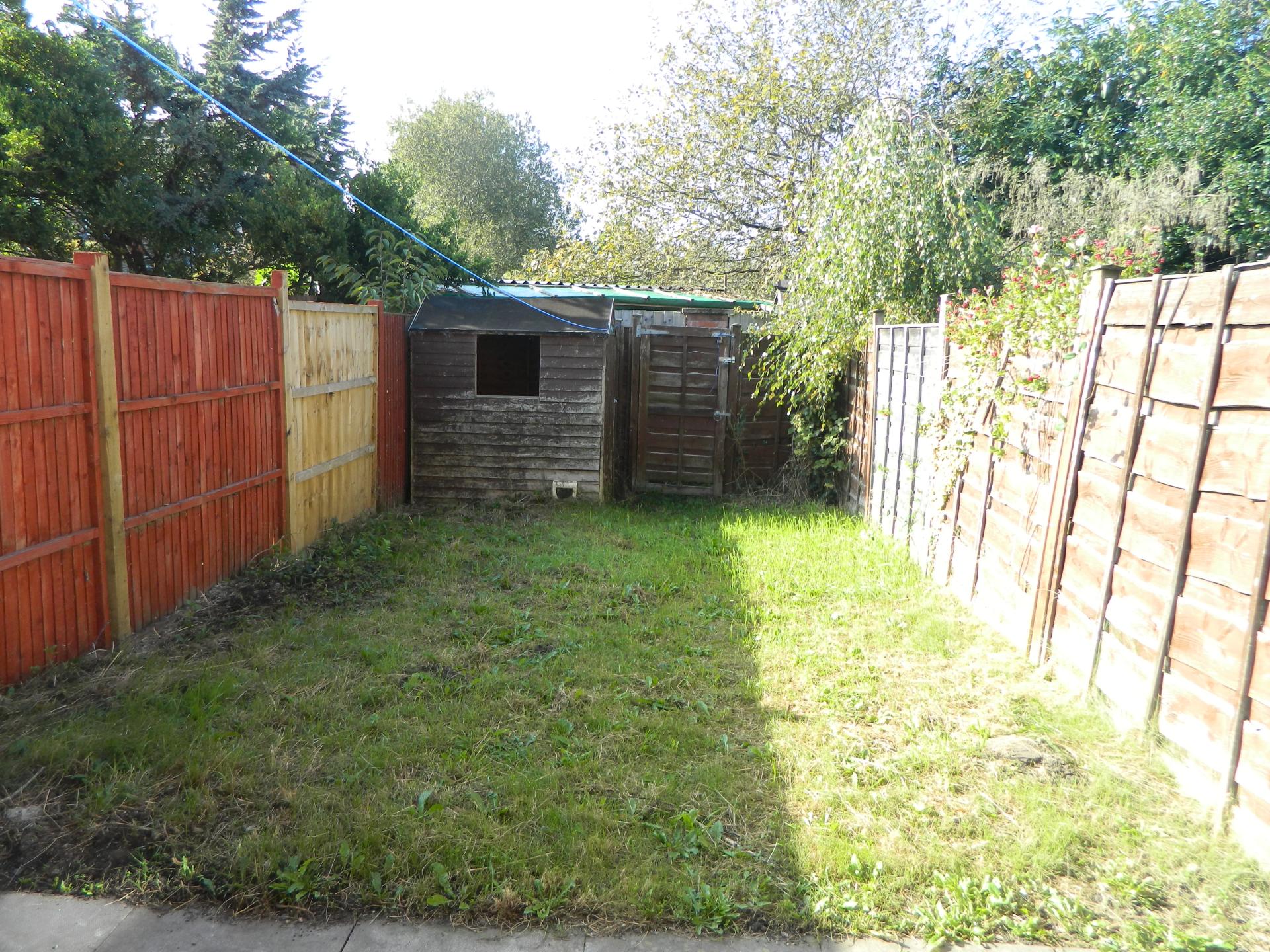 2 bedroom Mews House for rent in Sandbach