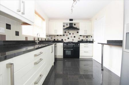 Kitchen / Breakfast Room