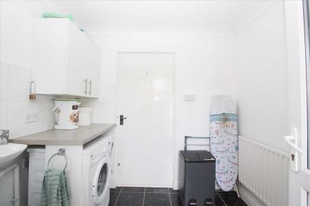 Utility Room / Cloakroom