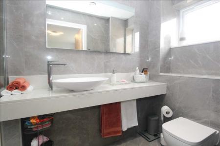 En Suite - Shower Room