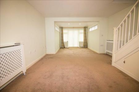 Lounge / open plan dining area