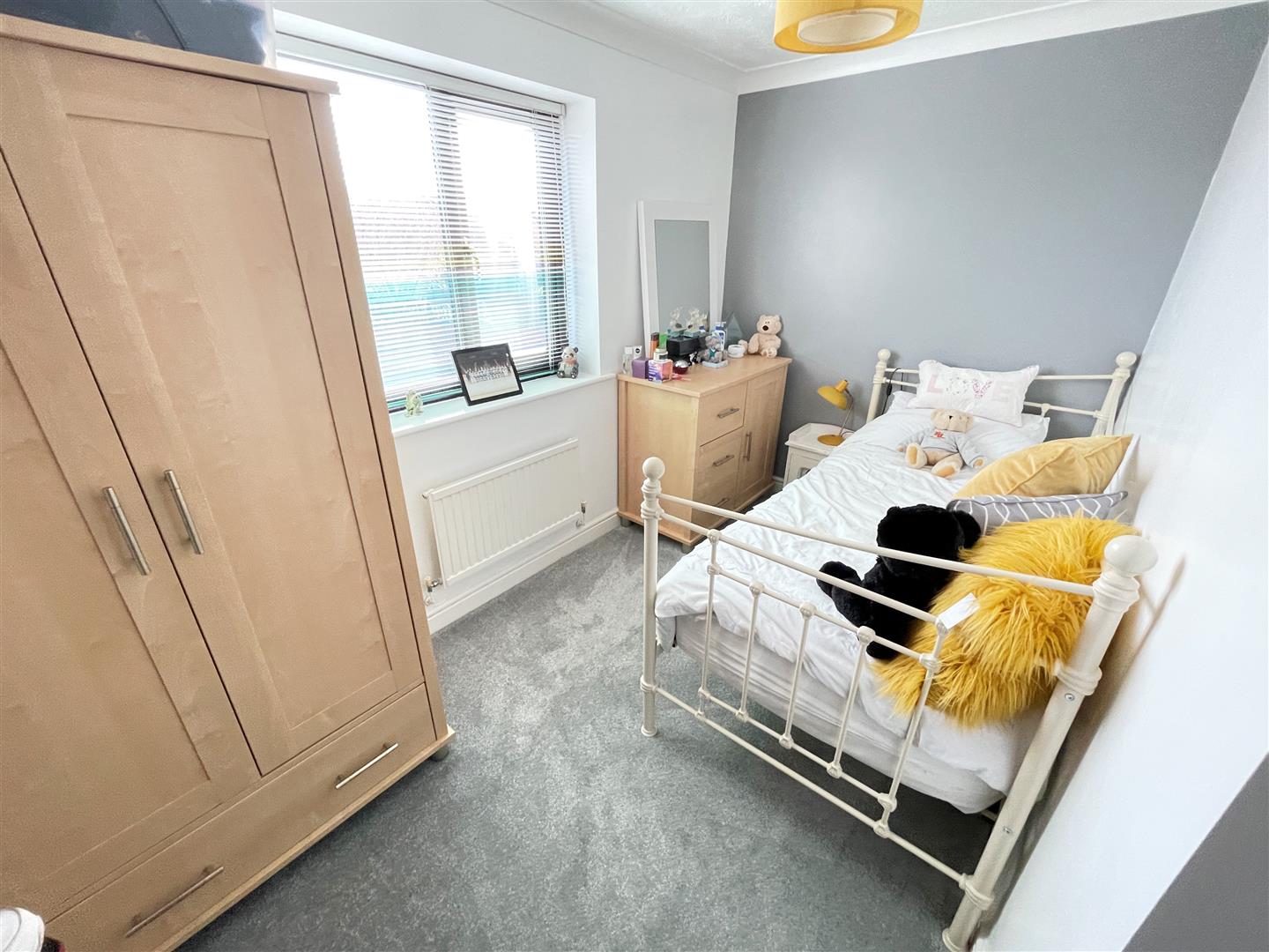 4 bedroom Detached House for sale in Bottesford Nottingham