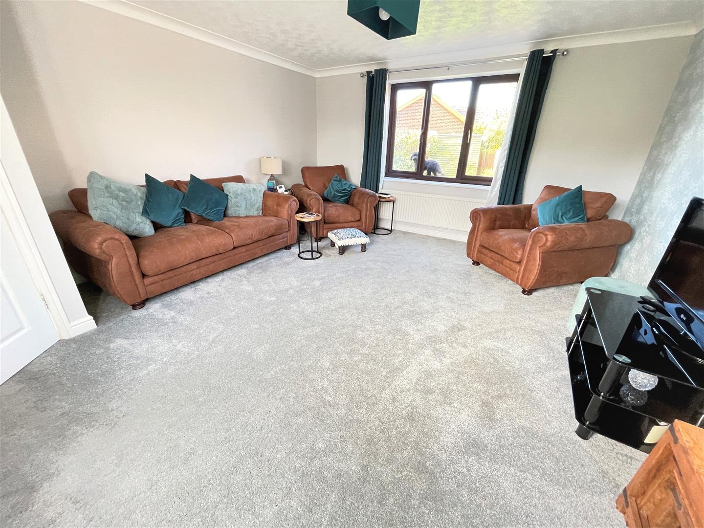 4 bedroom Detached House for sale in Bottesford Nottingham