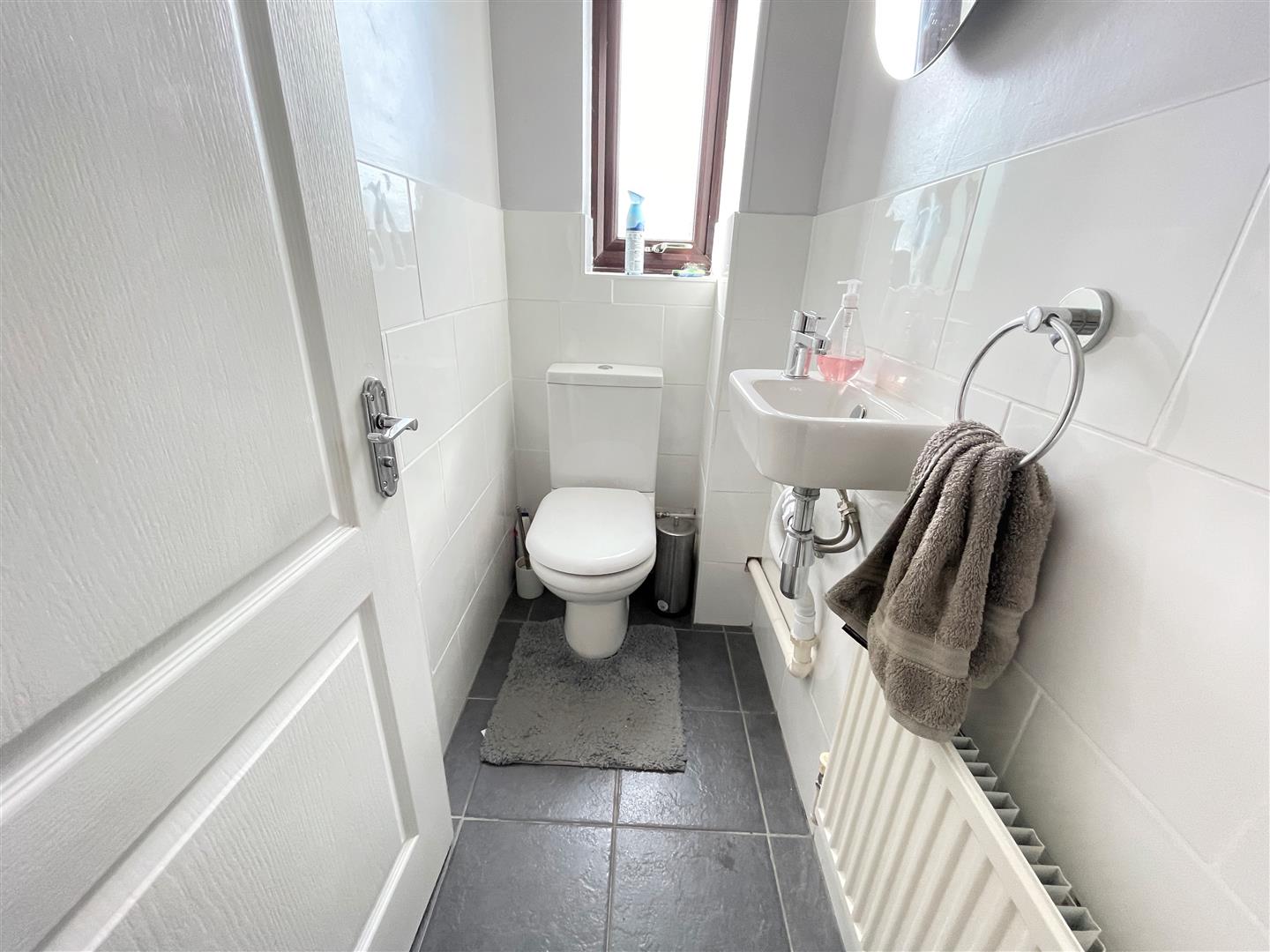 4 bedroom Detached House for sale in Bottesford Nottingham