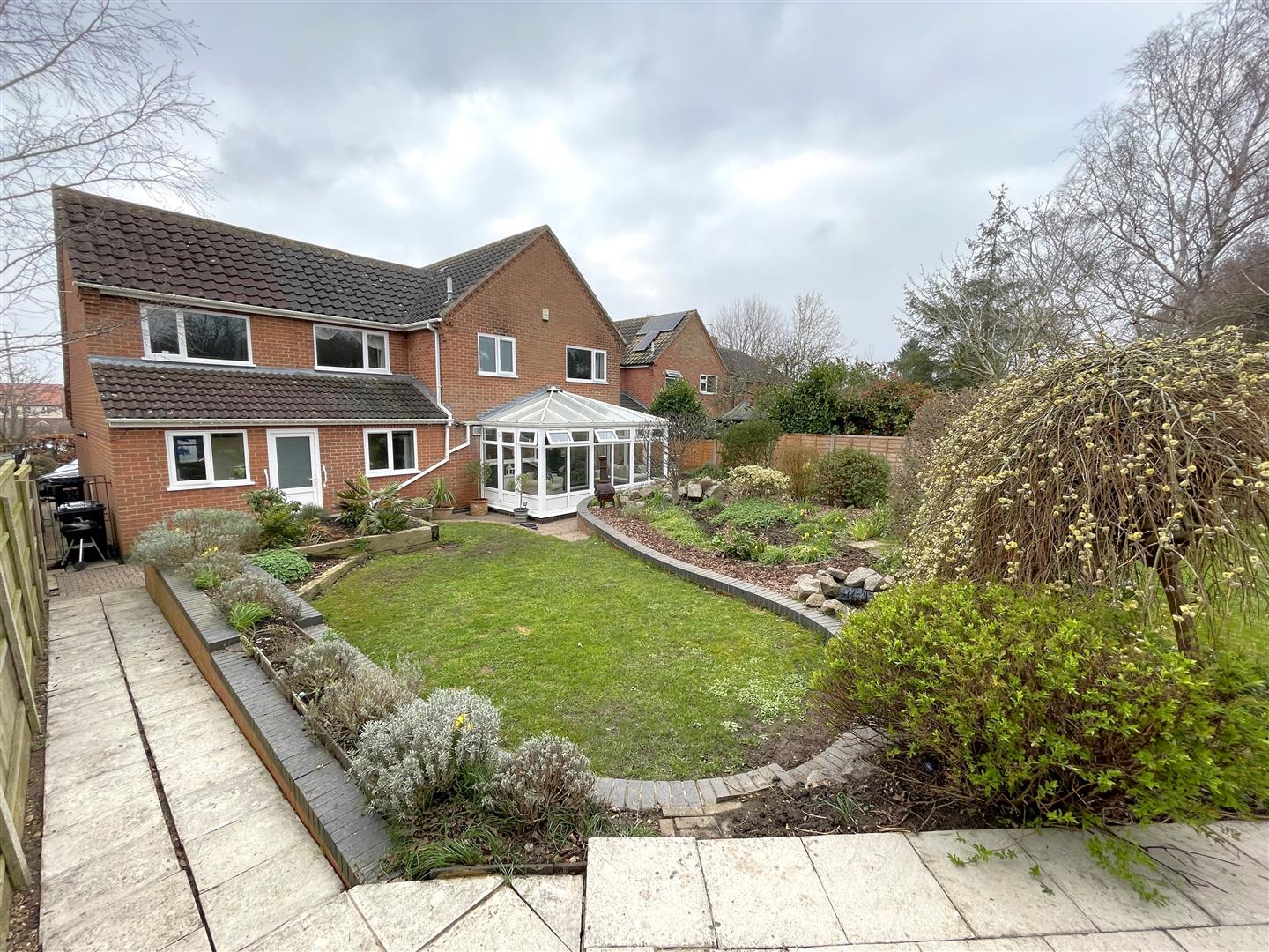5 bedroom Detached House for sale in Bottesford