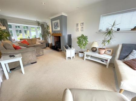 MAIN SITTING ROOM