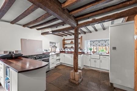 OPEN PLAN DINING KITCHEN