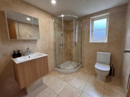 ENSUITE SHOWER ROOM