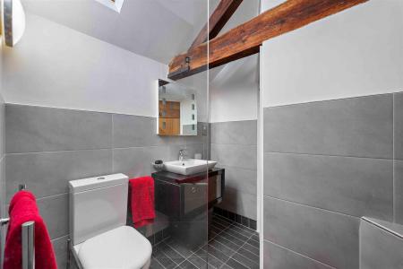 ENSUITE SHOWER ROOM