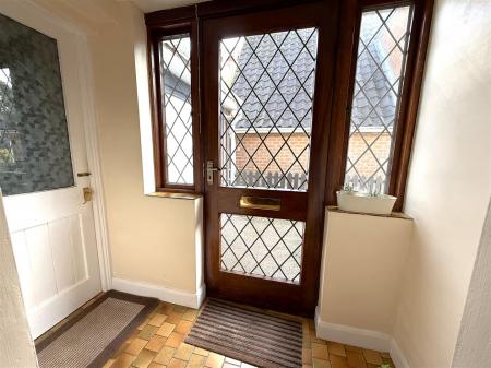 ENCLOSED INITIAL STORM PORCH