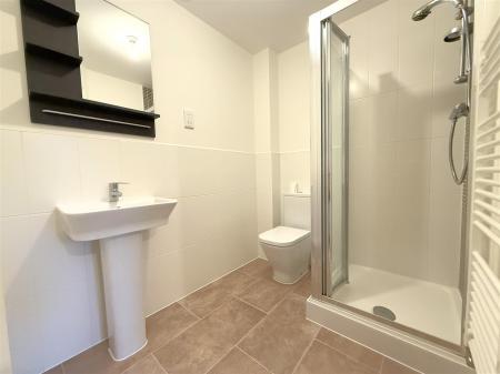 ENSUITE SHOWER ROOM